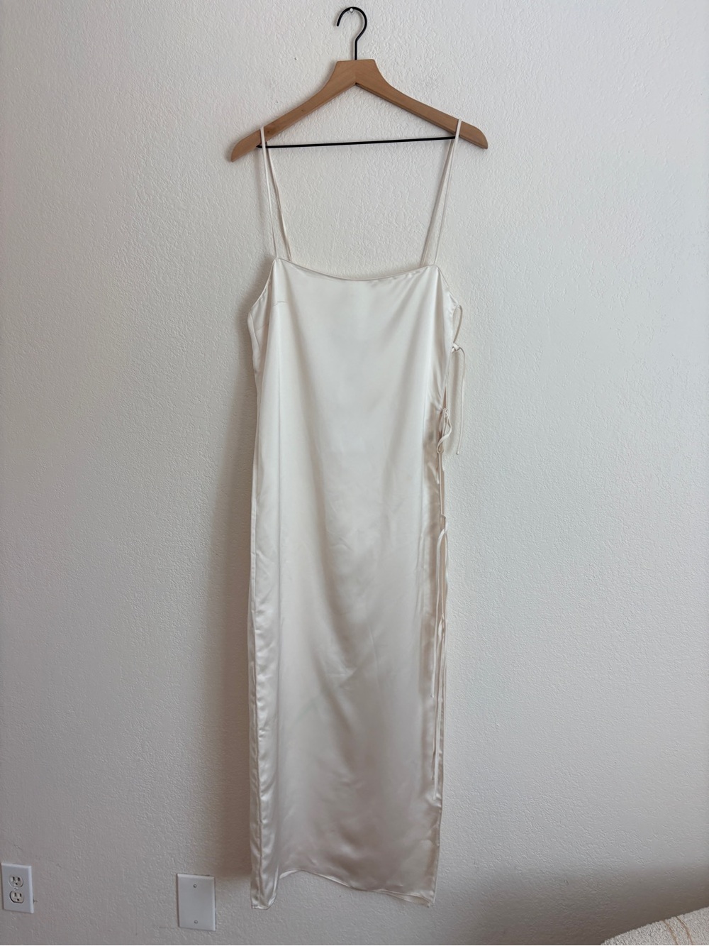 L’Academie Sleek White Tie-Side Maxi Dress - Picture 9 of 13